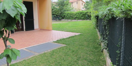 Fano – apartment with Garden of sqm. 250