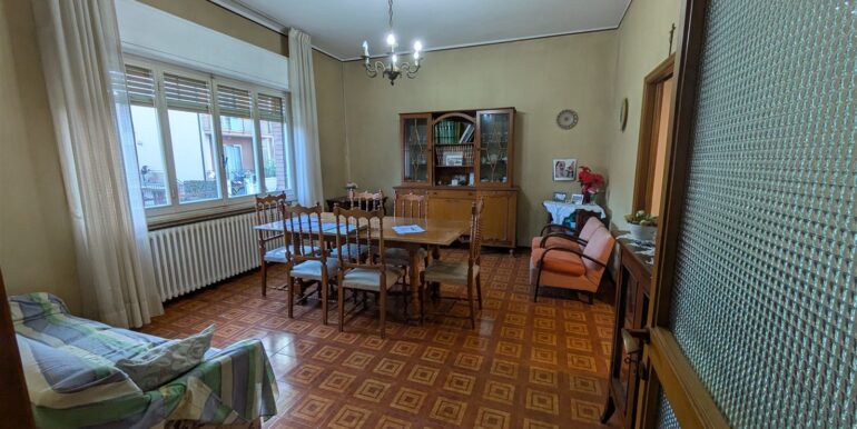 PXL_20241205_142457701.MP