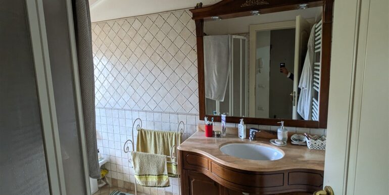 21 Bagno piano primo 4